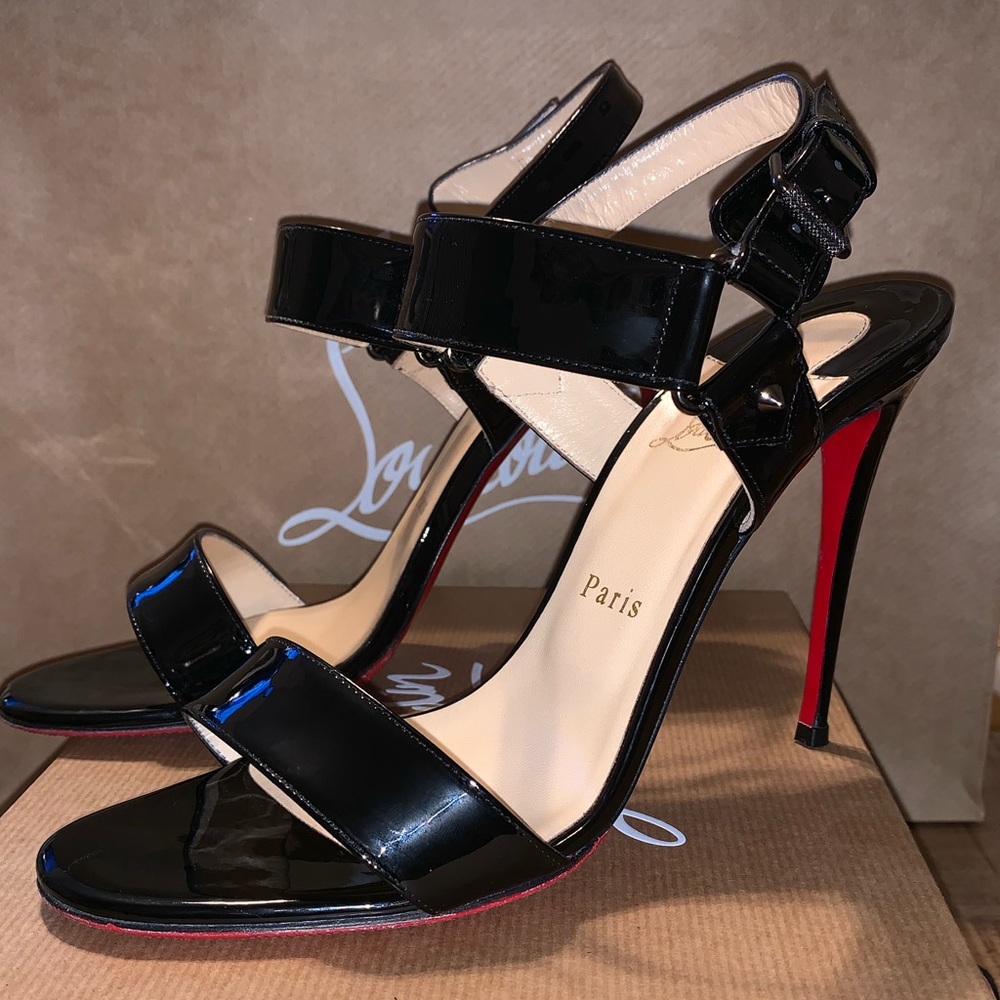 Christian Louboutin · Sova Heel